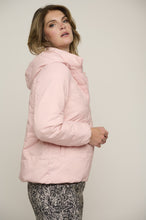 Load image into Gallery viewer, Rino&amp;Pelle jacket with detachable hood