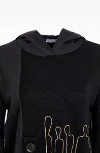PLACEMENT PRINT TOP WITH HOOD - BLACK AND SAND