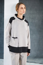 Load image into Gallery viewer, NAYA SOFT SWEATER WITH POCKET - TAUPE AND BLACK