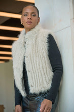 Load image into Gallery viewer, Rino&amp;Pelle Dava waistcoat in Birch