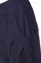 Load image into Gallery viewer, Naya cuff trouser in Navy