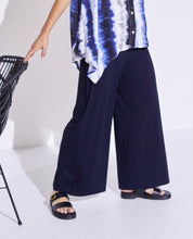 Load image into Gallery viewer, Naya wide crop trousers / back pocket