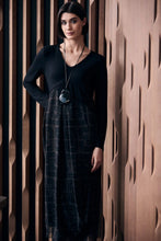 Load image into Gallery viewer, Peruzzi Contrast Fabric Dress