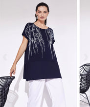 Load image into Gallery viewer, Naya Navy / White Top with print on top panel