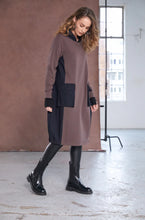 Load image into Gallery viewer, DRESS WITH HOOD - COCOA AND BLACK