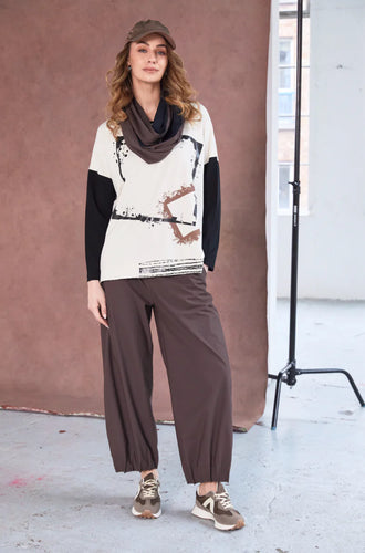 NAYA PLACEMENT CUBE PRINT TOP - SAND AND BLACK